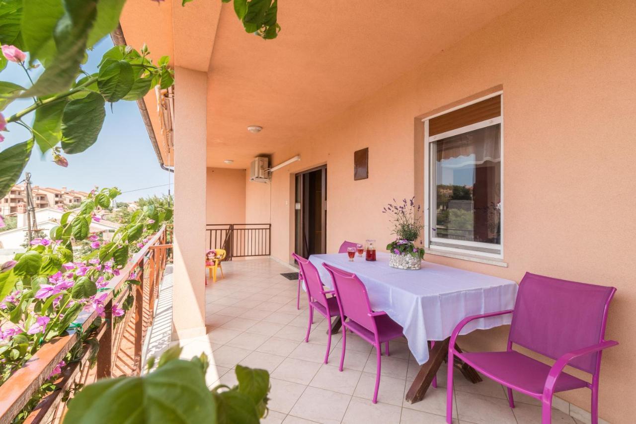 Apartments Ivica 1706 Ližnjan Εξωτερικό φωτογραφία
