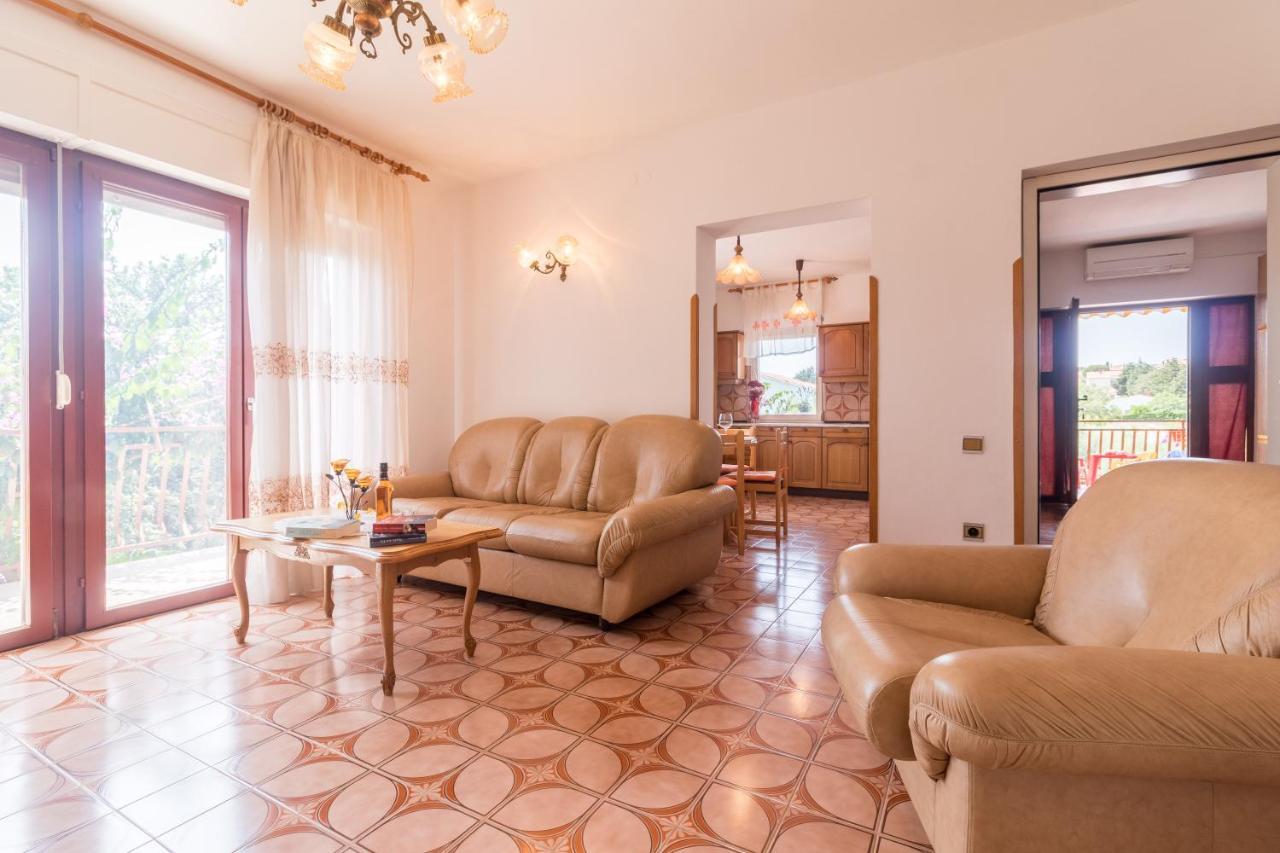 Apartments Ivica 1706 Ližnjan Εξωτερικό φωτογραφία