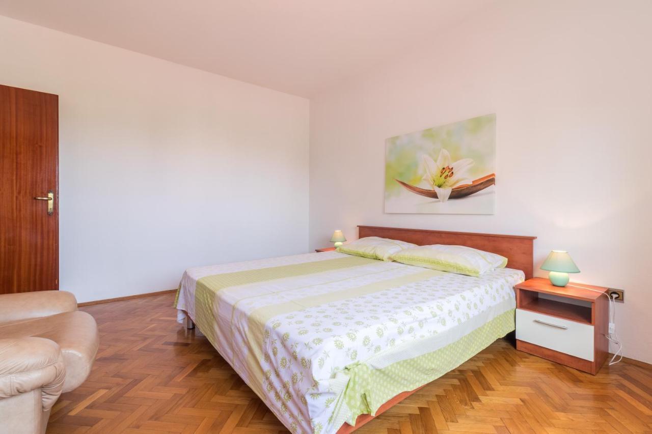 Apartments Ivica 1706 Ližnjan Εξωτερικό φωτογραφία